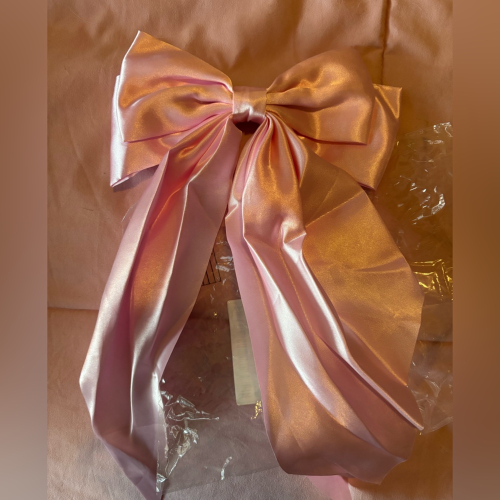 Elegant Pink Satin Hair Bow